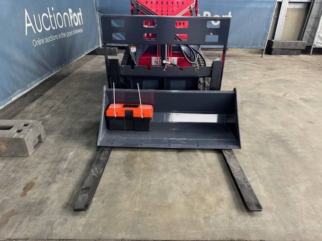 Nuoman NM-SLD380 - Pá carregadoras de rastos: foto 4 Nuoman NM-SLD380 - Pá carregadoras de rastos: foto 4