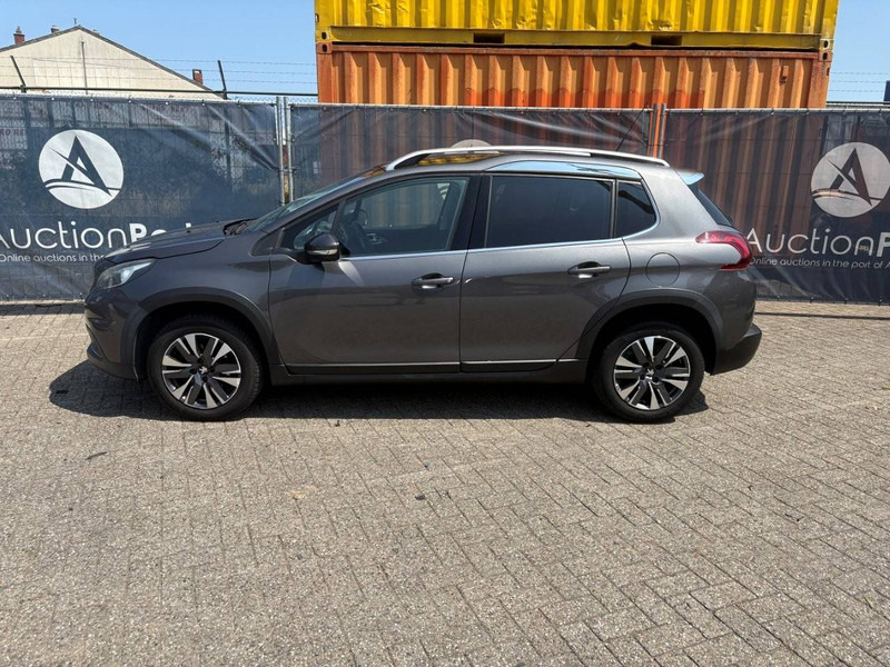 Peugeot 2008 SUV - SUV: foto 2 Peugeot 2008 SUV - SUV: foto 2
