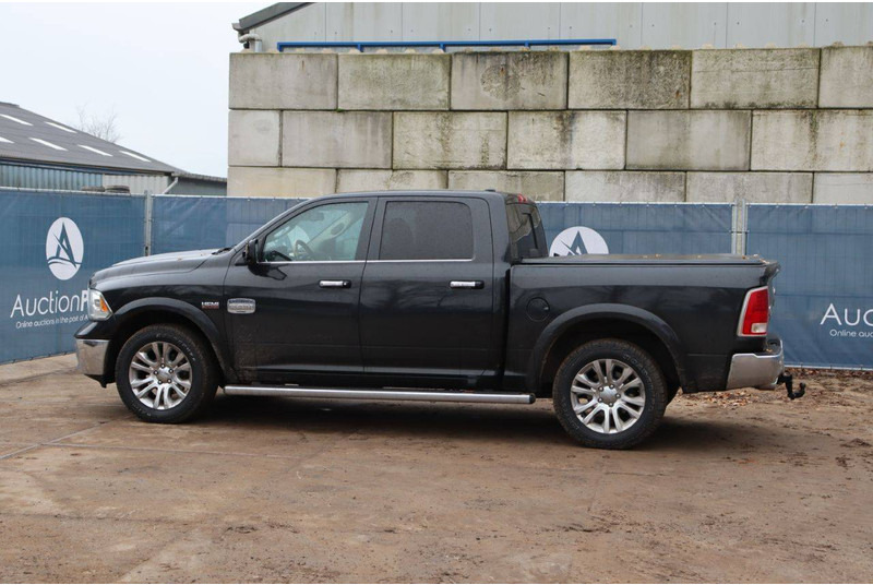 RAM 1500 Laramie Longhorn Edition - Automóvel: foto 3 RAM 1500 Laramie Longhorn Edition - Automóvel: foto 3