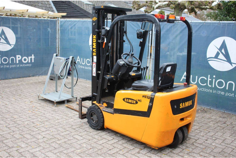 Samuk HJ13 - Empilhadeira elétrica: foto 3 Samuk HJ13 - Empilhadeira elétrica: foto 3