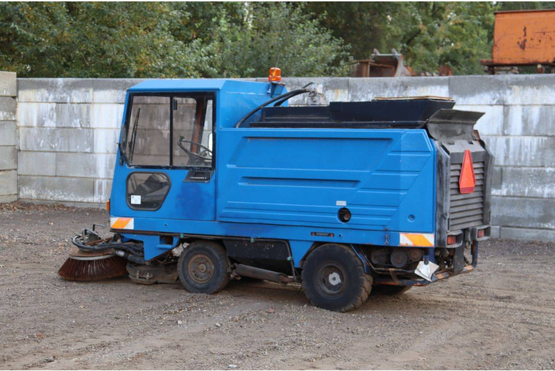 Schmidt SK152S - Varredora urbana: foto 3 Schmidt SK152S - Varredora urbana: foto 3