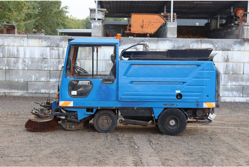 Schmidt SK152S - Varredora urbana: foto 2 Schmidt SK152S - Varredora urbana: foto 2