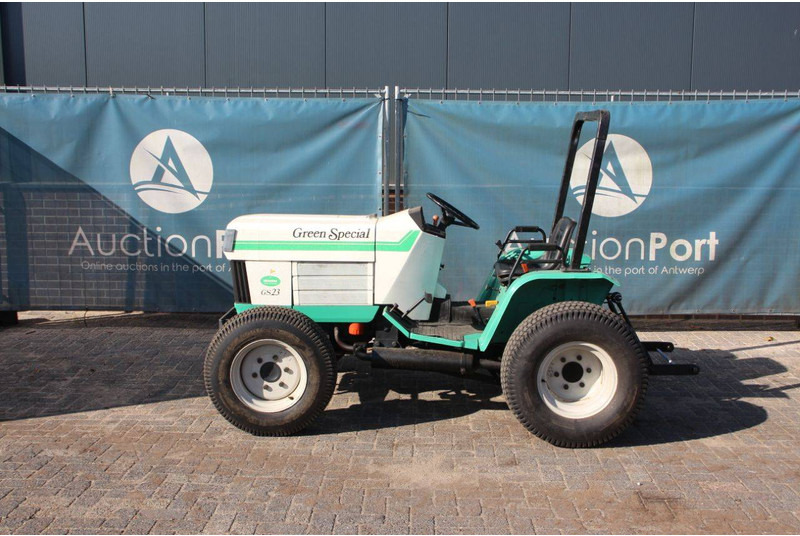 Shibaura Green Special GS23 - Trator: foto 2 Shibaura Green Special GS23 - Trator: foto 2