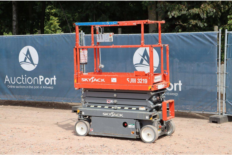 Skyjack SJ III 3219 - Plataforma de Tijera/ Plataforma de tesoura: foto 3 Skyjack SJ III 3219 - Plataforma de Tijera/ Plataforma de tesoura: foto 3