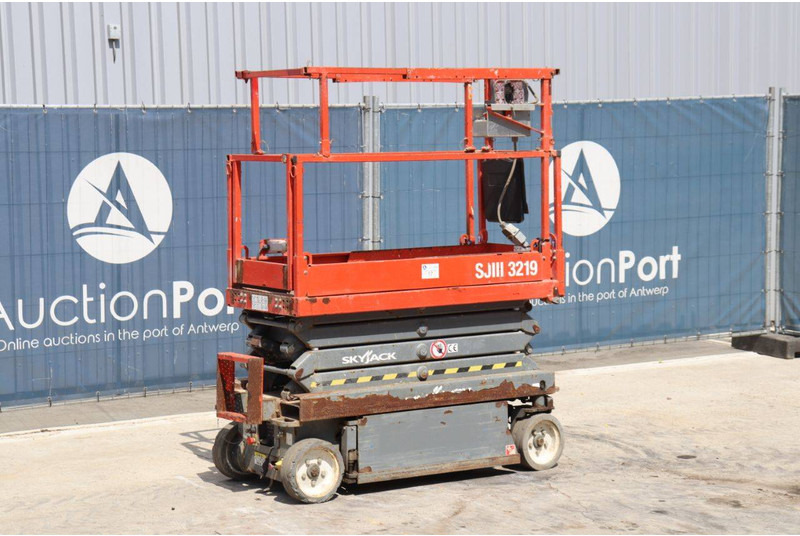 Plataforma de Tijera/ Plataforma de tesoura Skyjack SJIII 3219: foto 9