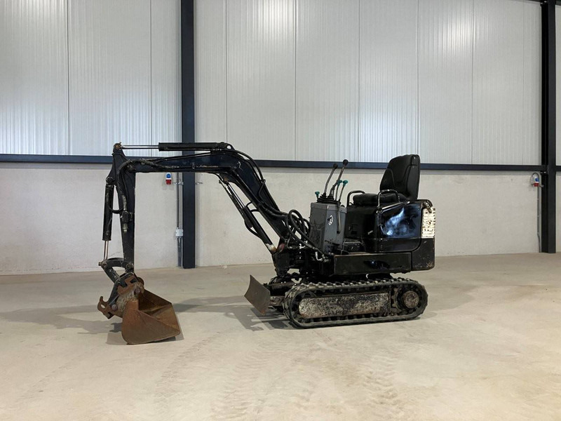 Takeuchi TB108 - Mini escavadeira: foto 1 Takeuchi TB108 - Mini escavadeira: foto 1