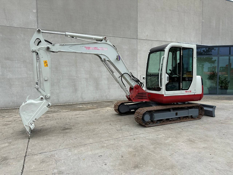 Takeuchi TB160C - Escavadora de rastos: foto 1 Takeuchi TB160C - Escavadora de rastos: foto 1