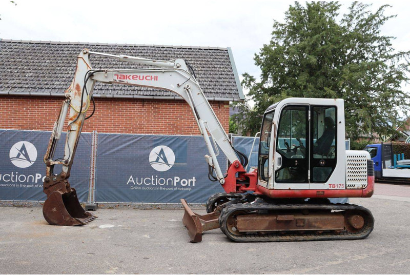 Takeuchi TB175 - Mini escavadeira: foto 1 Takeuchi TB175 - Mini escavadeira: foto 1