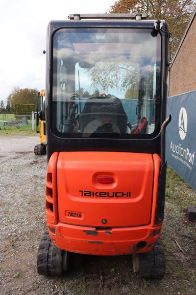Takeuchi TB216 - Mini escavadeira: foto 5 Takeuchi TB216 - Mini escavadeira: foto 5