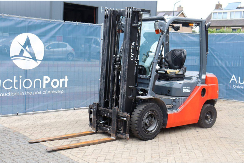 Empilhadeira a diesel Toyota 06-8FD25F: foto 9