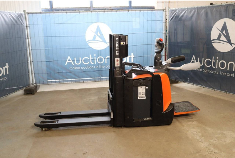 Toyota SPE200D - Stacker: foto 1 Toyota SPE200D - Stacker: foto 1
