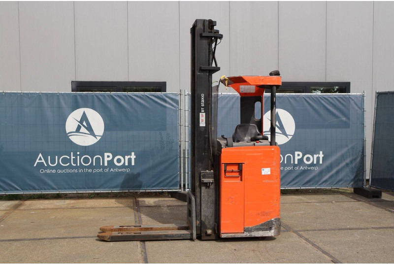 Toyota SRE160 - Stacker: foto 1 Toyota SRE160 - Stacker: foto 1