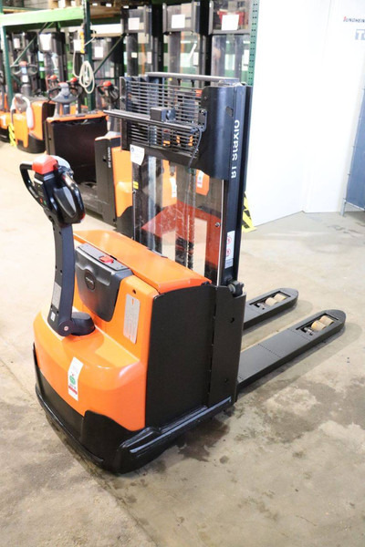 Toyota SWE200D - Stacker: foto 5 Toyota SWE200D - Stacker: foto 5