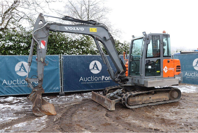 Volvo EC55C - Escavadora de rastos: foto 1 Volvo EC55C - Escavadora de rastos: foto 1