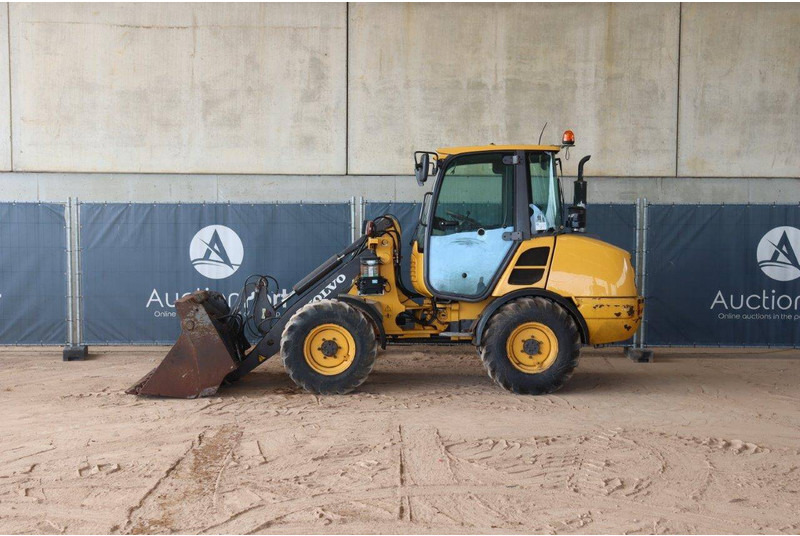 Volvo L25F-P - Pá carregadora de rodas: foto 2 Volvo L25F-P - Pá carregadora de rodas: foto 2