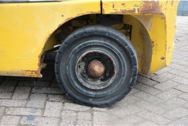 Empilhadeira a diesel Yale GDP30VX E2345: foto 15 Empilhadeira a diesel Yale GDP30VX E2345: foto 15