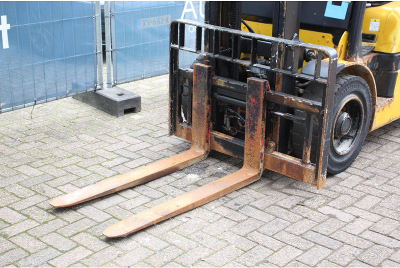 Empilhadeira a diesel Yale GDP30VX E2345: foto 9 Empilhadeira a diesel Yale GDP30VX E2345: foto 9