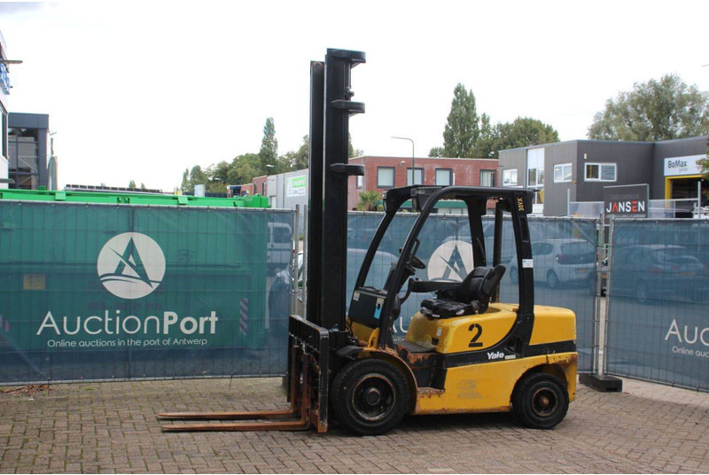 Yale GDP30VX E2345 - Empilhadeira a diesel: foto 1 Yale GDP30VX E2345 - Empilhadeira a diesel: foto 1