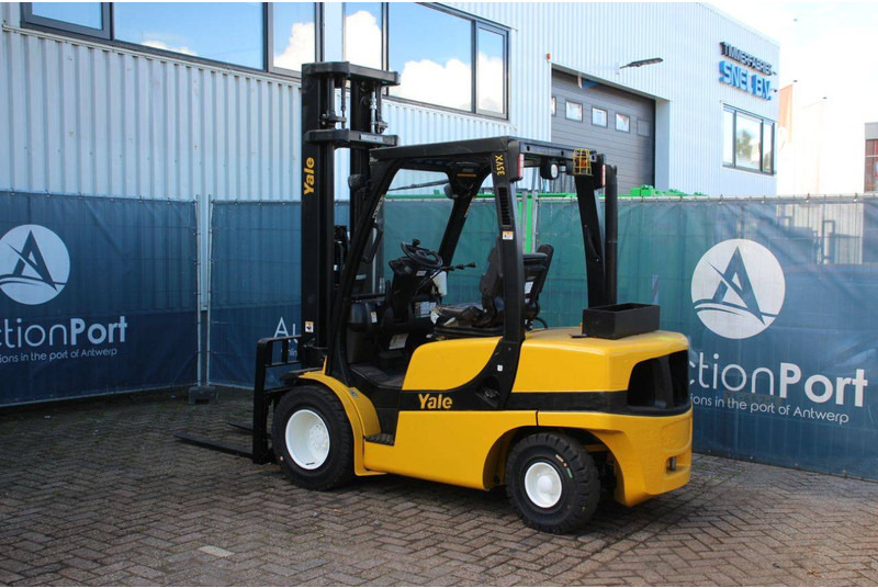 Yale GDP35VX E2795 - Empilhadeira a diesel: foto 3 Yale GDP35VX E2795 - Empilhadeira a diesel: foto 3