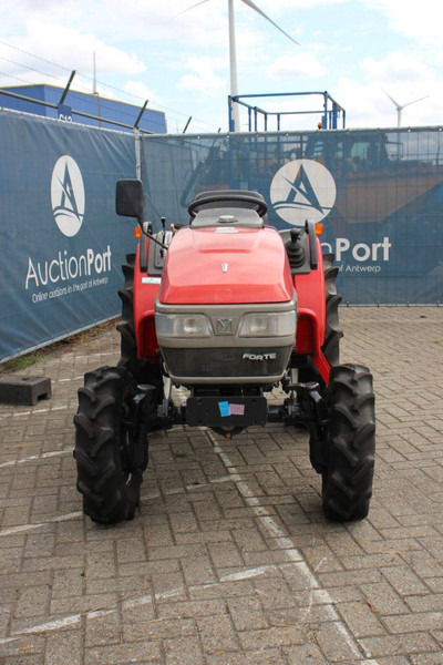 Trator Yanmar F-200: foto 7