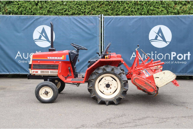 Yanmar F15 - Trator: foto 2 Yanmar F15 - Trator: foto 2