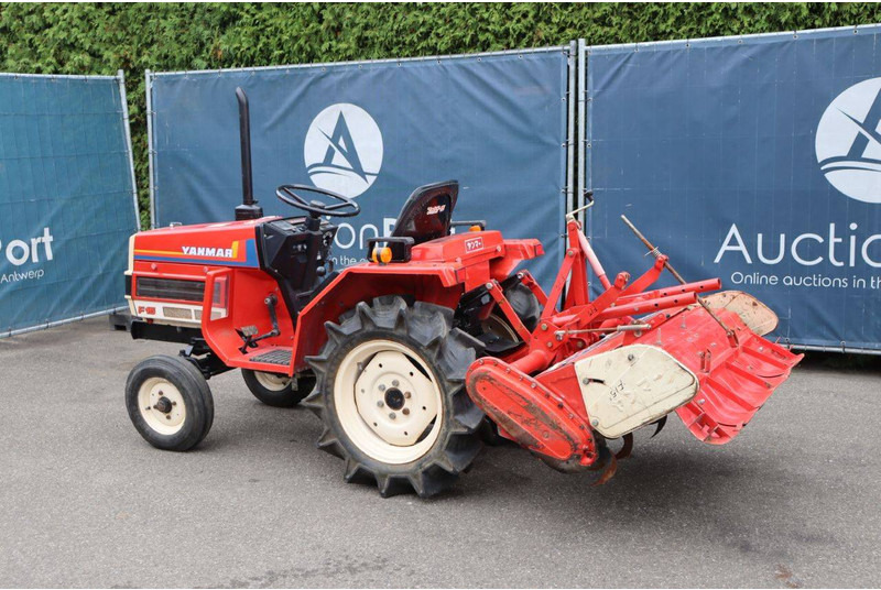 Yanmar F15 - Trator: foto 3 Yanmar F15 - Trator: foto 3