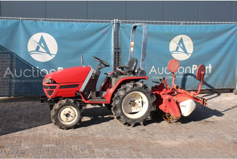 Yanmar KE-50 - Trator: foto 1 Yanmar KE-50 - Trator: foto 1