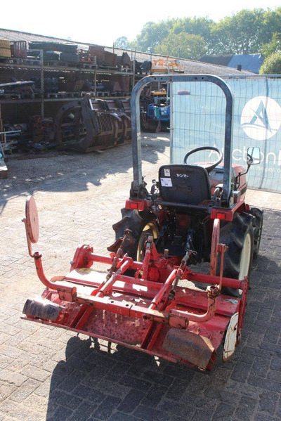 Yanmar KE-50 - Trator: foto 5 Yanmar KE-50 - Trator: foto 5