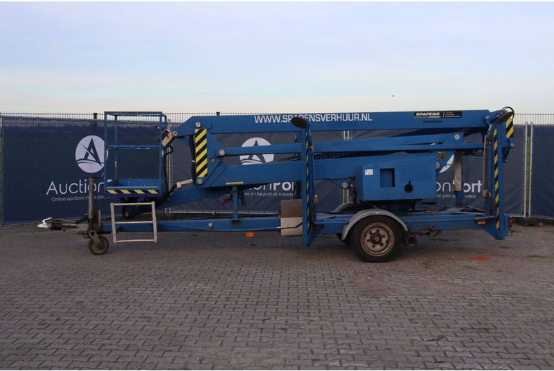 Custers R20EHS - Plataforma articulada: foto 2 Custers R20EHS - Plataforma articulada: foto 2