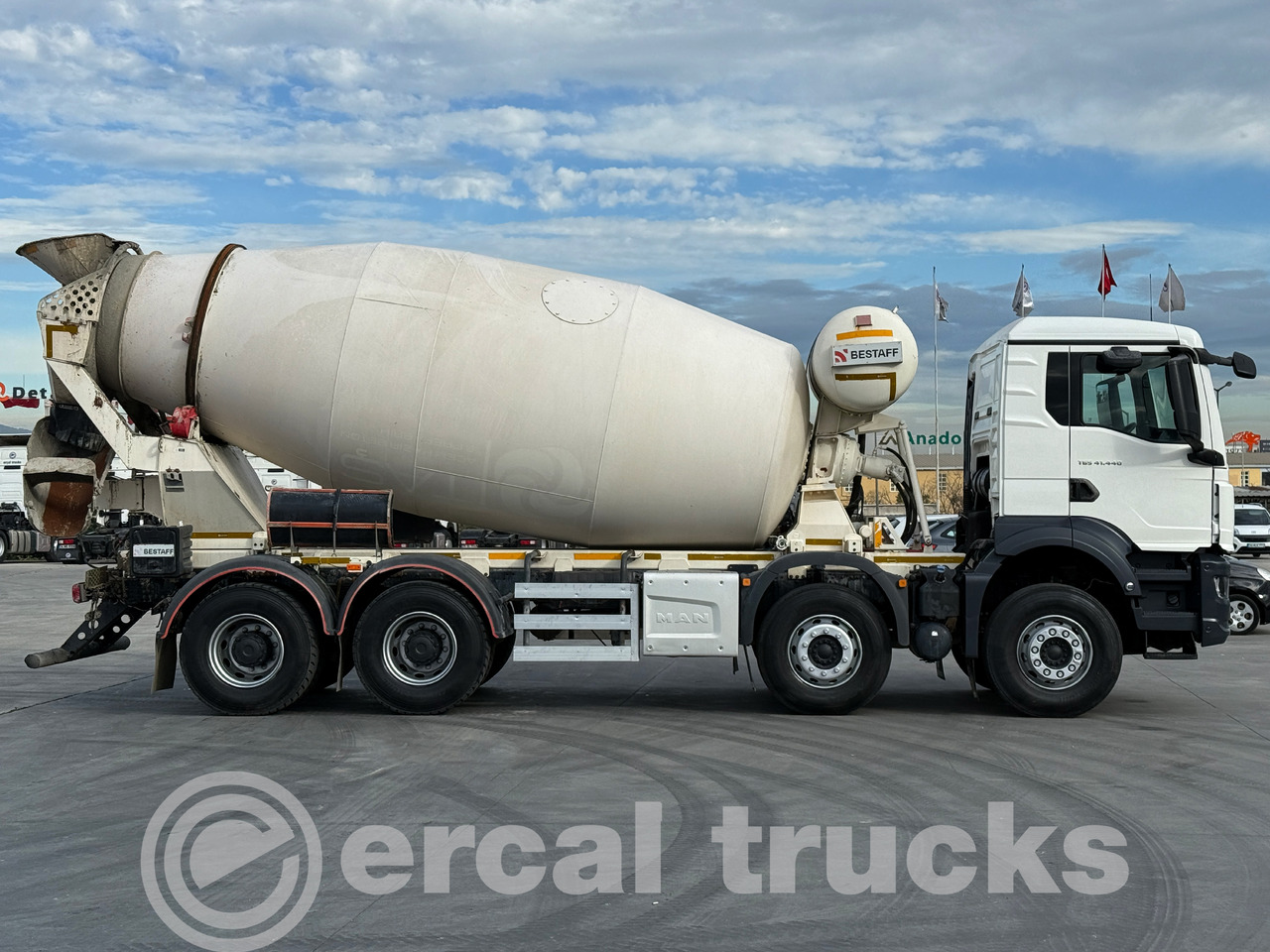 MAN 2024 TGS 41.440 /AUTO -AC-8X4 EURO 6 CONCRETE MIXER - Camião betoneira: foto 4 MAN 2024 TGS 41.440 /AUTO -AC-8X4 EURO 6 CONCRETE MIXER - Camião betoneira: foto 4