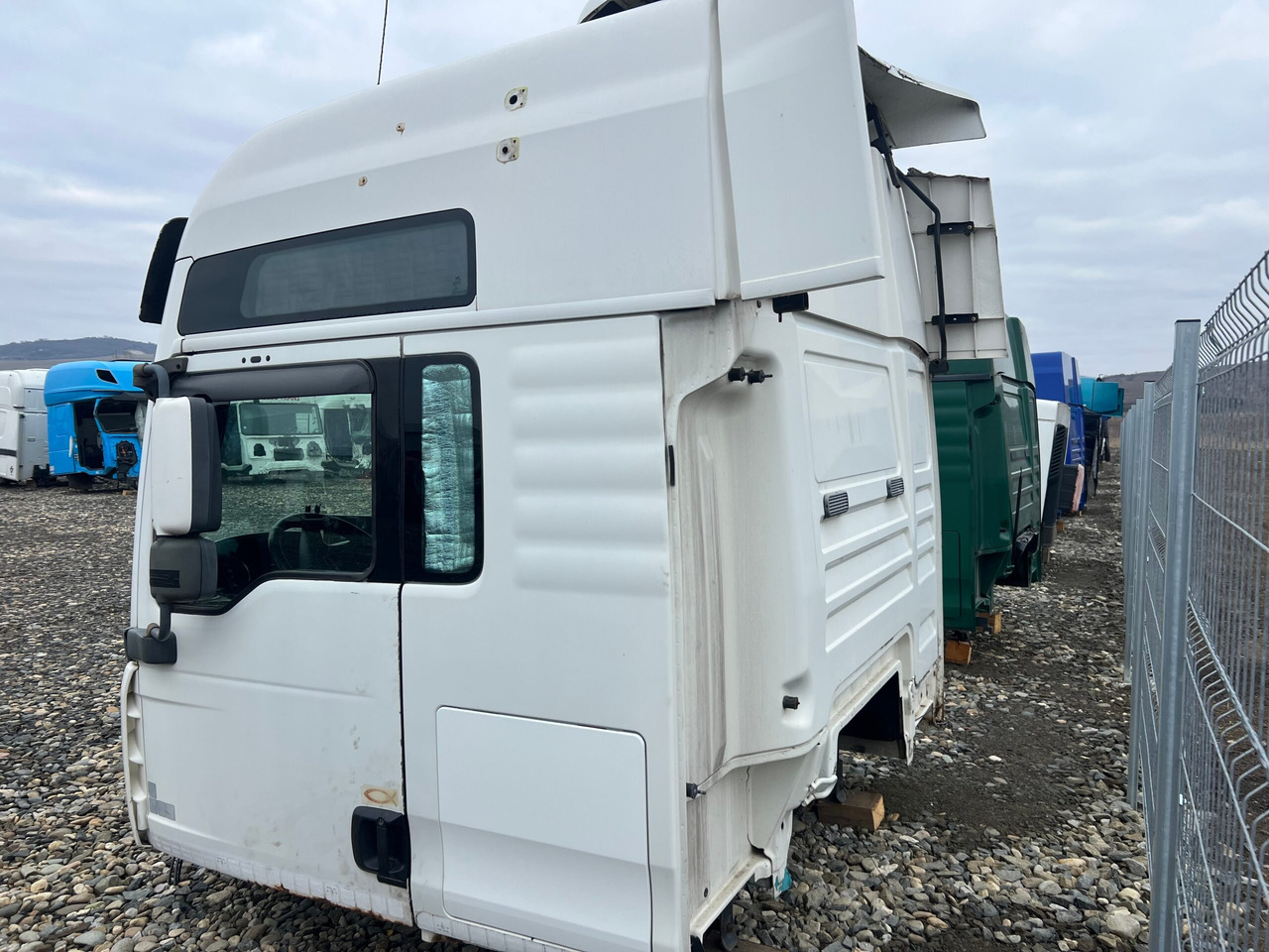 CABINA MAN TGA XXL - Cabine por Camião: foto 4 CABINA MAN TGA XXL - Cabine por Camião: foto 4