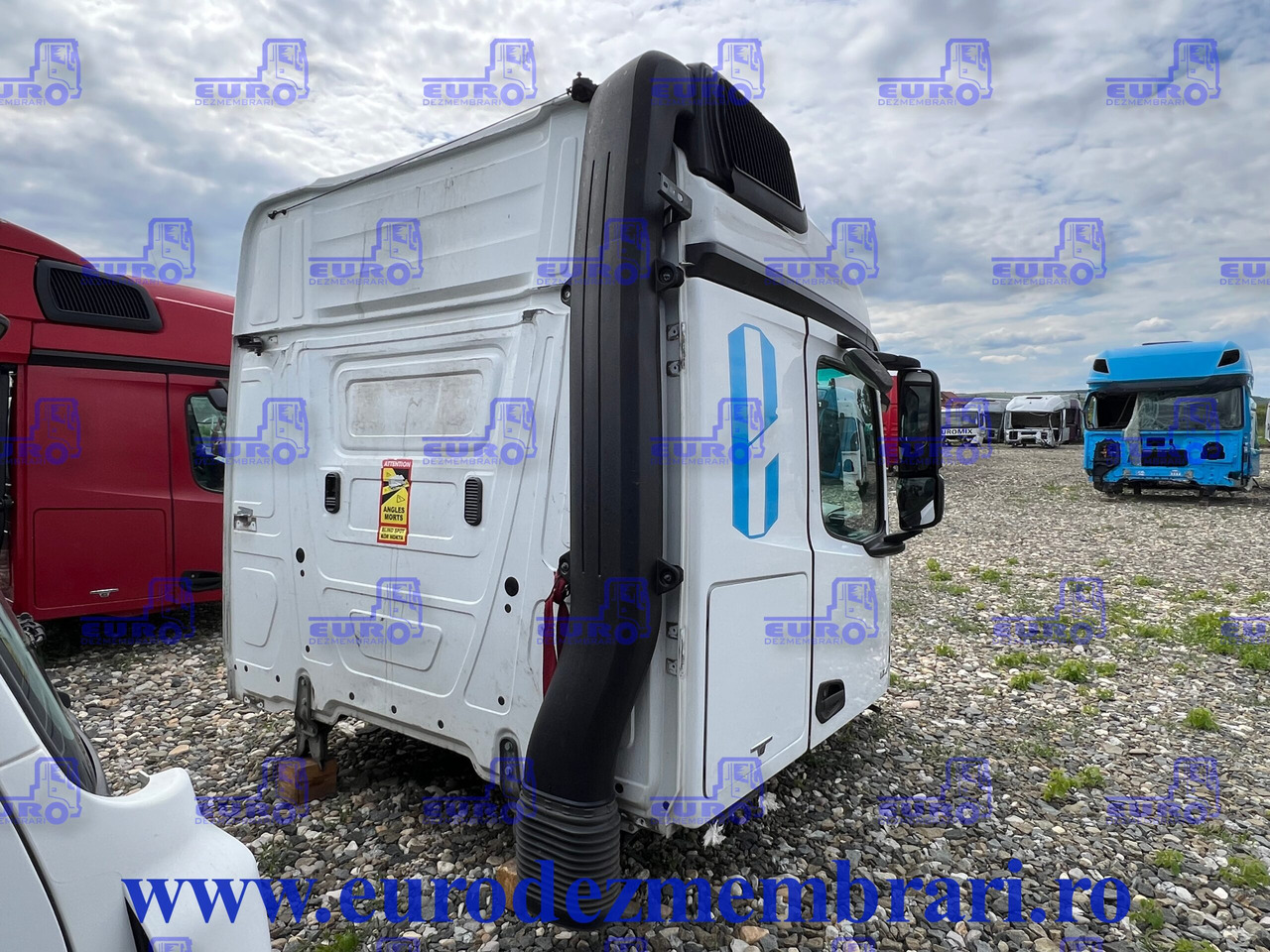 CABINA STREAMSPACE 2.5 MERCEDES ACTROS MP4 - Cabine por Camião: foto 4 CABINA STREAMSPACE 2.5 MERCEDES ACTROS MP4 - Cabine por Camião: foto 4