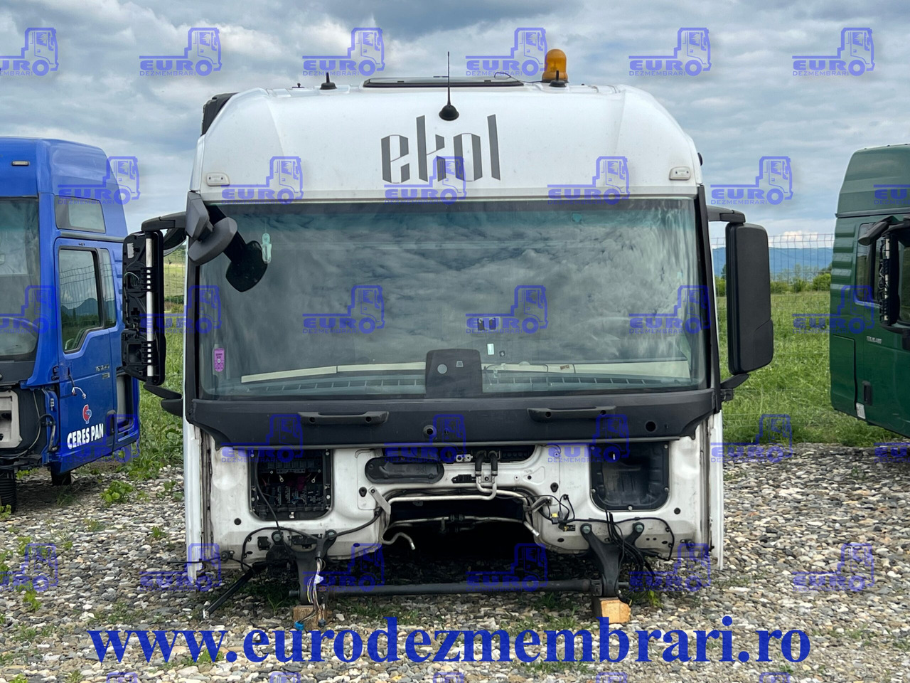 CABINA STREAMSPACE 2.5 MERCEDES ACTROS MP4 - Cabine por Camião: foto 1 CABINA STREAMSPACE 2.5 MERCEDES ACTROS MP4 - Cabine por Camião: foto 1