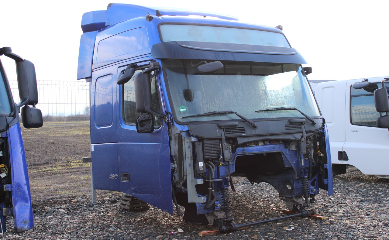 CABINA VOLVO FH13 GLOBETROTTER L2H2 - Cabine por Camião: foto 3 CABINA VOLVO FH13 GLOBETROTTER L2H2 - Cabine por Camião: foto 3