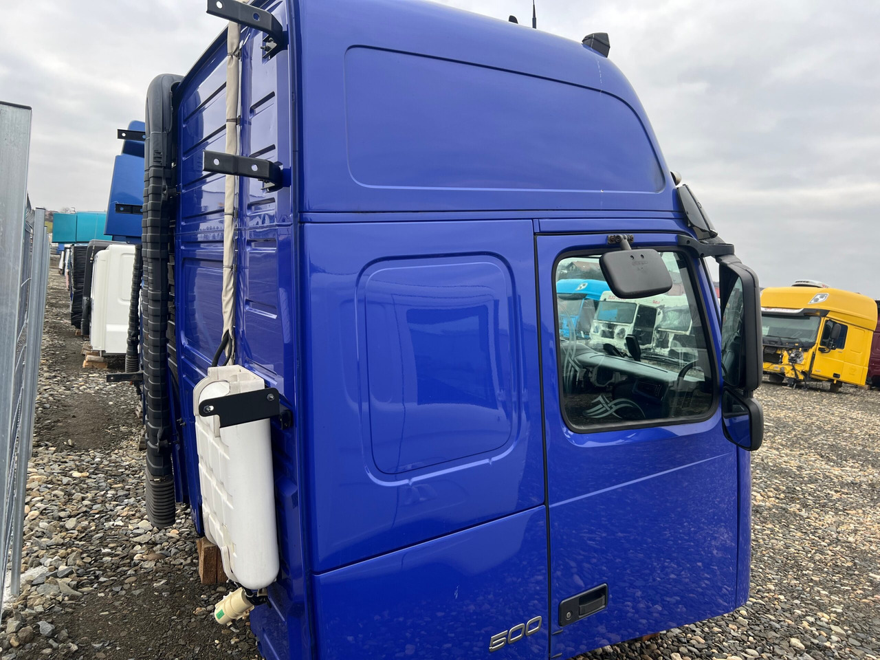 CABINA VOLVO FH13 GLOBETROTTER L2H3 - Cabine por Camião: foto 4 CABINA VOLVO FH13 GLOBETROTTER L2H3 - Cabine por Camião: foto 4