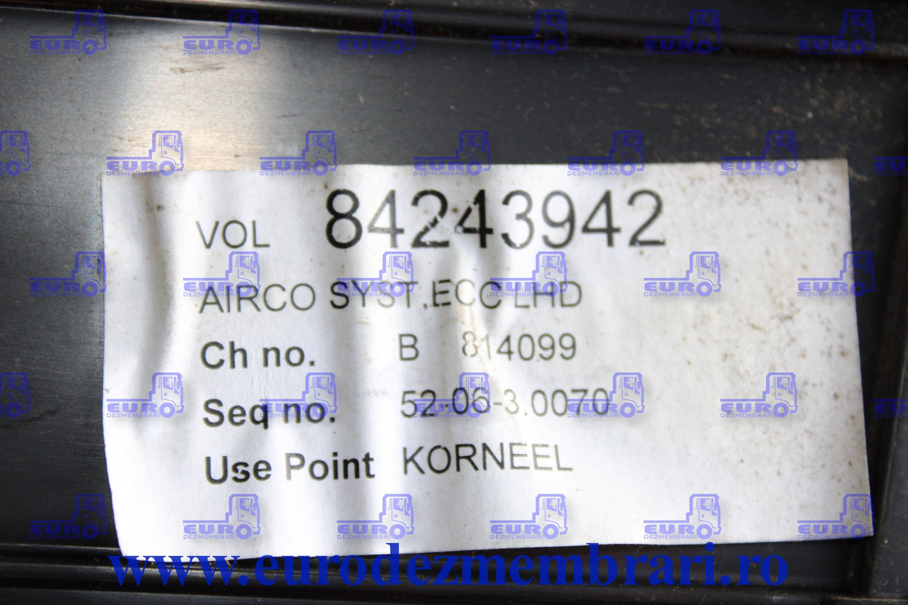 CARCASA SISTEM CLIMATIZARE VOLVO FH4 84243942 - Peça de ar condicionado por Camião: foto 3 CARCASA SISTEM CLIMATIZARE VOLVO FH4 84243942 - Peça de ar condicionado por Camião: foto 3