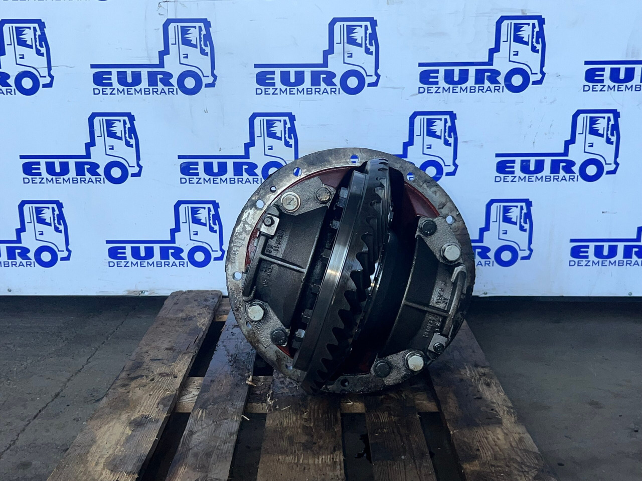 DIFERENTIAL VOLVO RSS1356 EV91 R-2,50 85013178, 20531043 - Diferencial por Camião: foto 2 DIFERENTIAL VOLVO RSS1356 EV91 R-2,50 85013178, 20531043 - Diferencial por Camião: foto 2