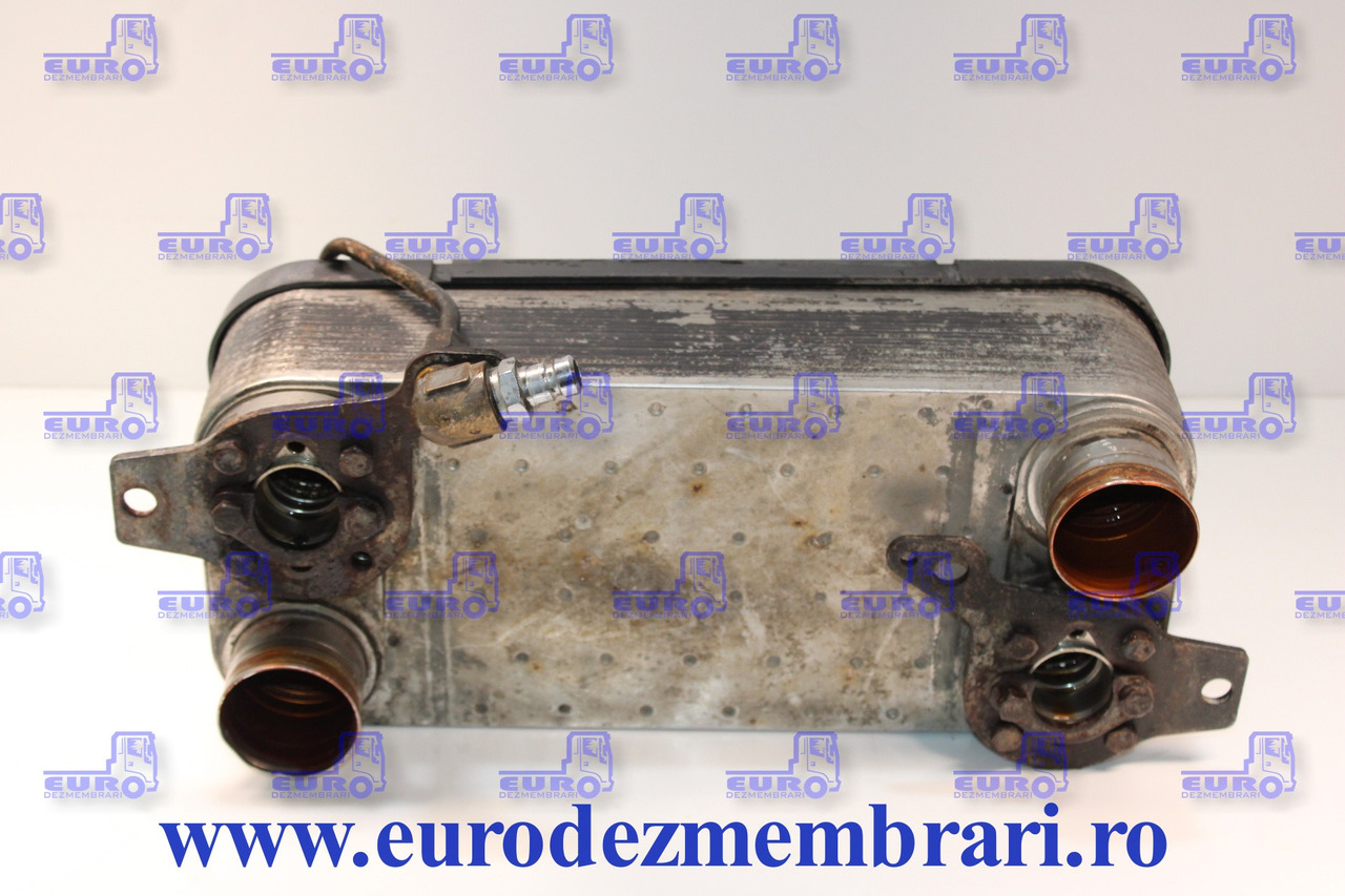 RADIATOR ULEI RETARDER SCANIA 2114175 - Radiador de óleo por Camião: foto 1 RADIATOR ULEI RETARDER SCANIA 2114175 - Radiador de óleo por Camião: foto 1
