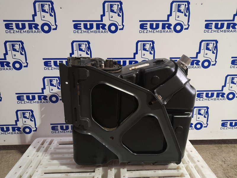 REZERVOR ADBLUE MERCEDES ACTROS MP4 A9604704015 - Tanque para AdBlue por Camião: foto 1 REZERVOR ADBLUE MERCEDES ACTROS MP4 A9604704015 - Tanque para AdBlue por Camião: foto 1