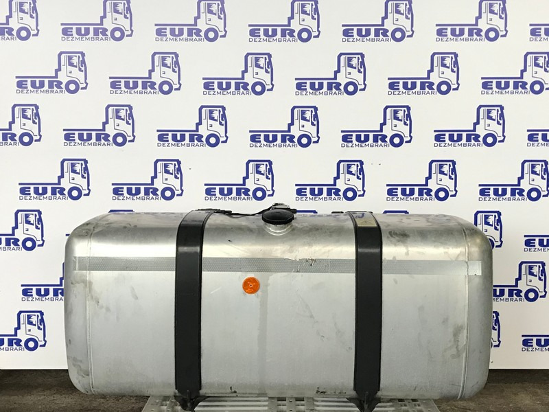 REZERVOR COMBUSTIBIL MERCEDES ACTROS MP4 L=158CM l=62CM H=70CM A9604703903, A9604704703 - Tanque de combustível por Camião: foto 1 REZERVOR COMBUSTIBIL MERCEDES ACTROS MP4 L=158CM l=62CM H=70CM A9604703903, A9604704703 - Tanque de combustível por Camião: foto 1