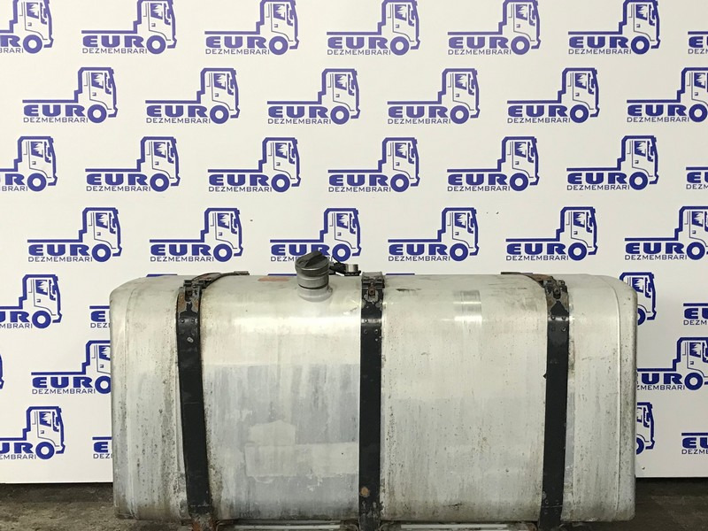 REZERVOR COMBUSTIBIL SCANIA STANDARD L=150CM l=70CM H=70CM 1888929 - Tanque de combustível por Camião: foto 1 REZERVOR COMBUSTIBIL SCANIA STANDARD L=150CM l=70CM H=70CM 1888929 - Tanque de combustível por Camião: foto 1