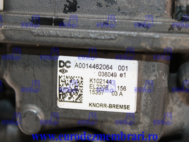 SUPAPA REFULARE MERCEDES ACTROS MP4 A0014462064, K102144 - Válvula de freio por Camião: foto 2 SUPAPA REFULARE MERCEDES ACTROS MP4 A0014462064, K102144 - Válvula de freio por Camião: foto 2