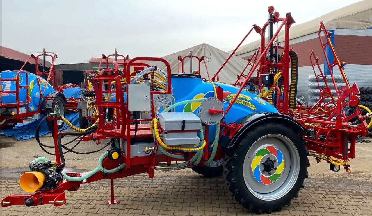 Biardzki Opryskiwacz przyczepiany 1200l/18 / Anhängespritze 1200 l / 18/ Trailed sprayer 1200 /18 / l/ Прицепной опрыскиватель 1200/18 - Pulverizador de arrastar: foto 2 Biardzki Opryskiwacz przyczepiany 1200l/18 / Anhängespritze 1200 l / 18/ Trailed sprayer 1200 /18 / l/ Прицепной опрыскиватель 1200/18 - Pulverizador de arrastar: foto 2