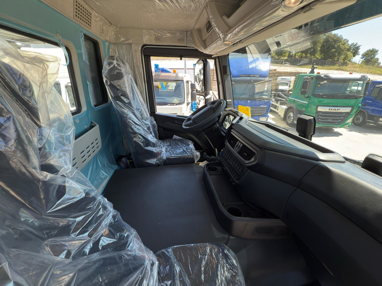 Leasing de  IVECO AD280X40 YPS ON X-WAY E6 (Chassis) IVECO AD280X40 YPS ON X-WAY E6 (Chassis): foto 10