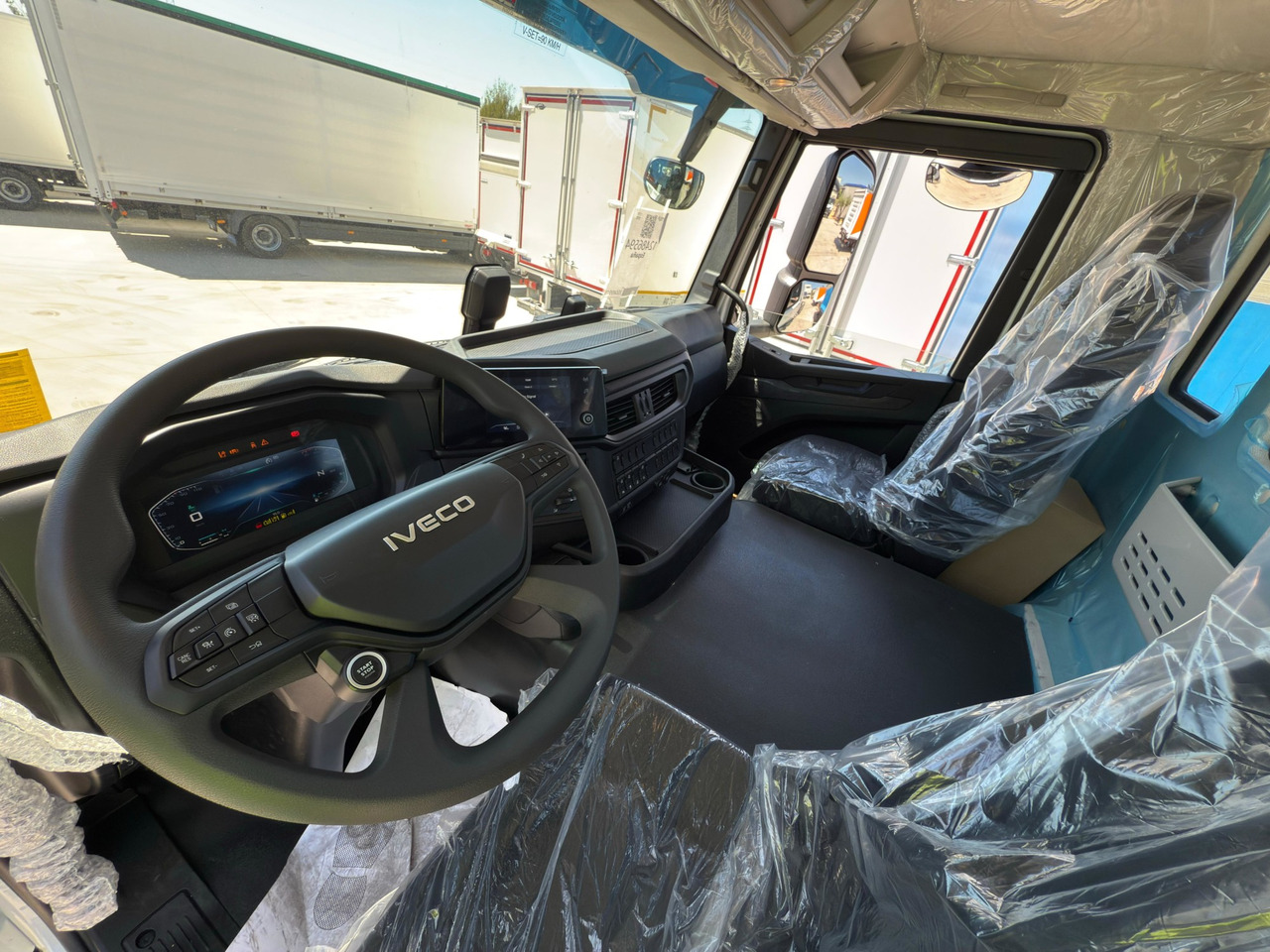 Leasing de  IVECO AD280X40 YPS ON X-WAY E6 (Chassis) IVECO AD280X40 YPS ON X-WAY E6 (Chassis): foto 6