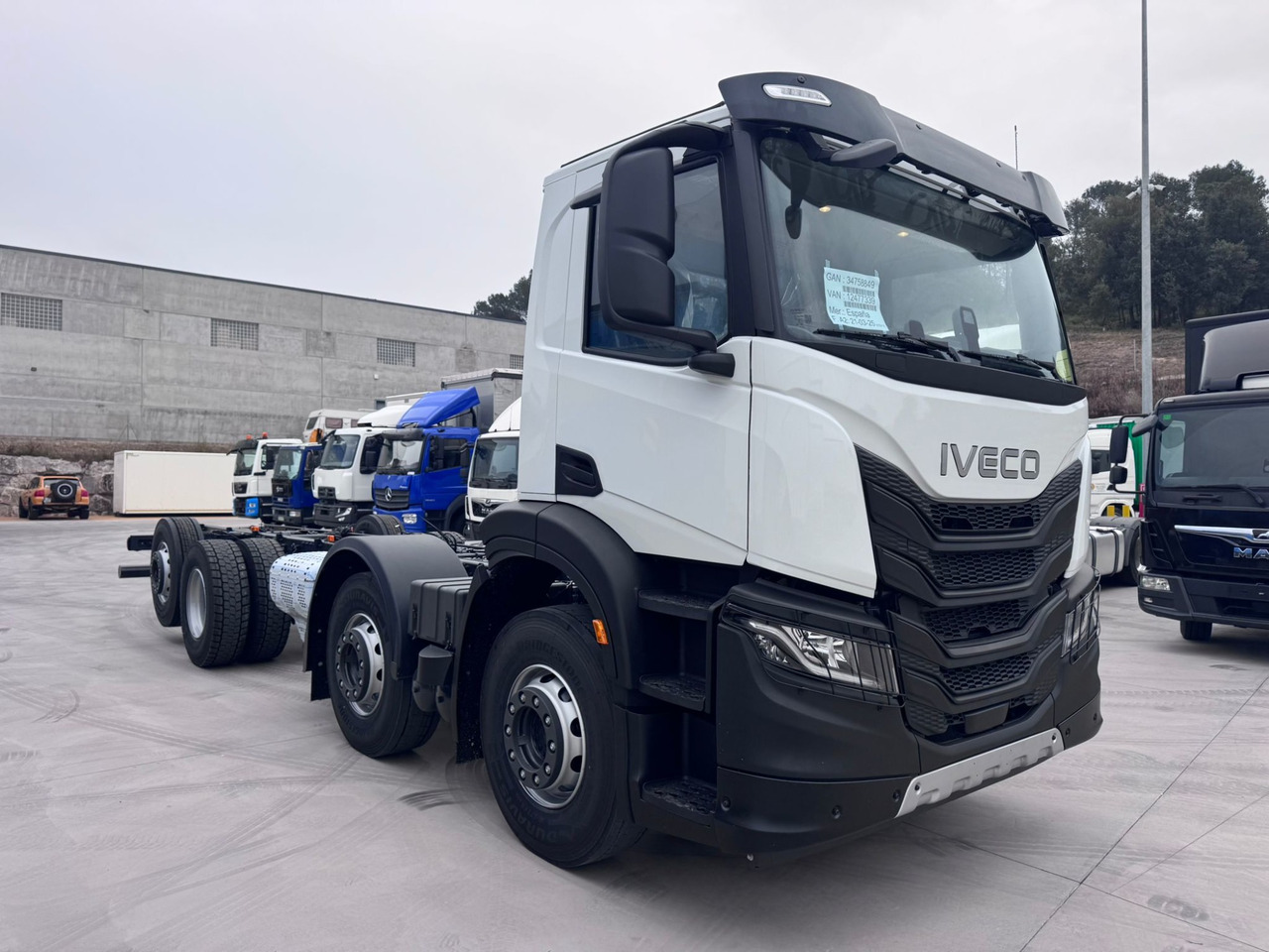 IVECO AD350X50 YPS ON X-Way E6 (Chassis) - Camião chassi: foto 2 IVECO AD350X50 YPS ON X-Way E6 (Chassis) - Camião chassi: foto 2
