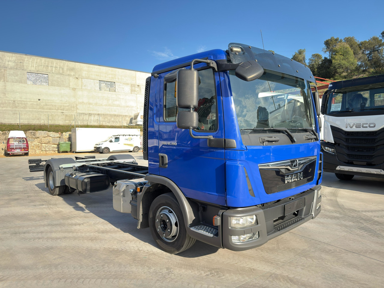 MAN 12.190 BL TGL E6 (Chassis) - Camião chassi: foto 2 MAN 12.190 BL TGL E6 (Chassis) - Camião chassi: foto 2