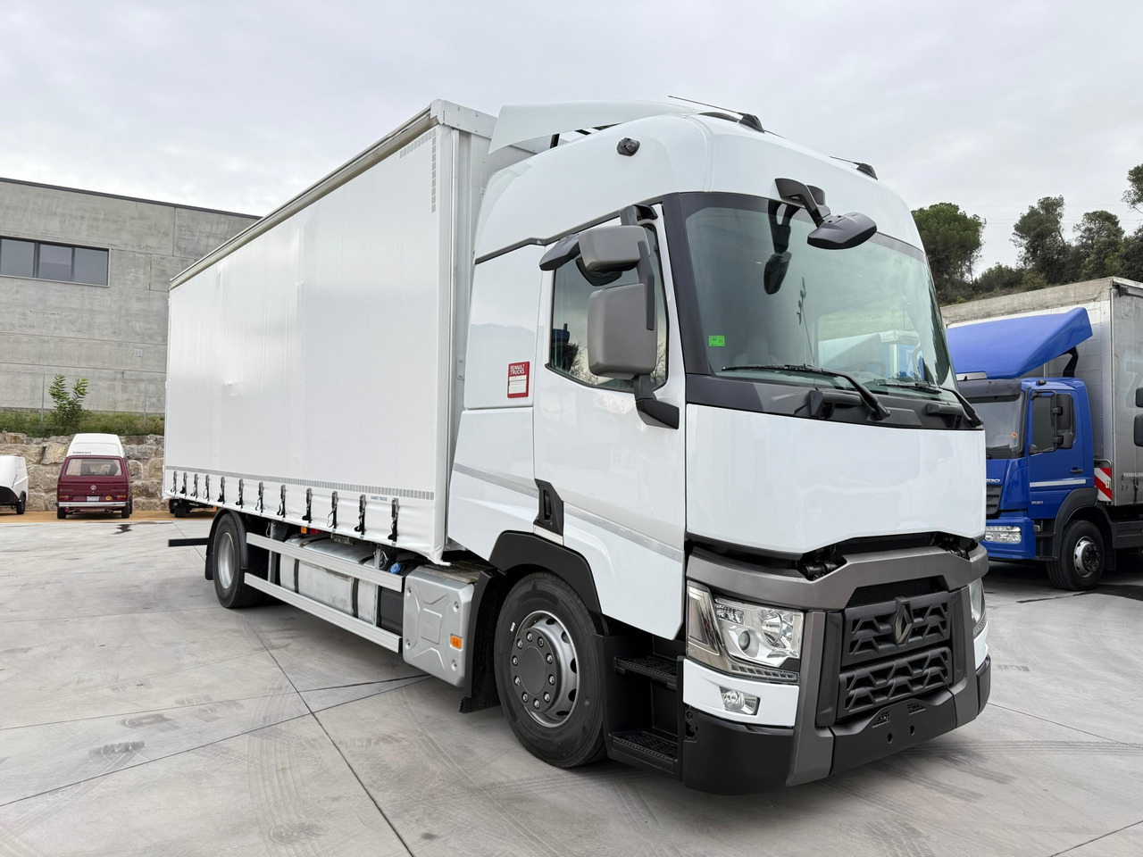 RENAULT T430 E6 (Tauliner) - Camião de lona: foto 2 RENAULT T430 E6 (Tauliner) - Camião de lona: foto 2