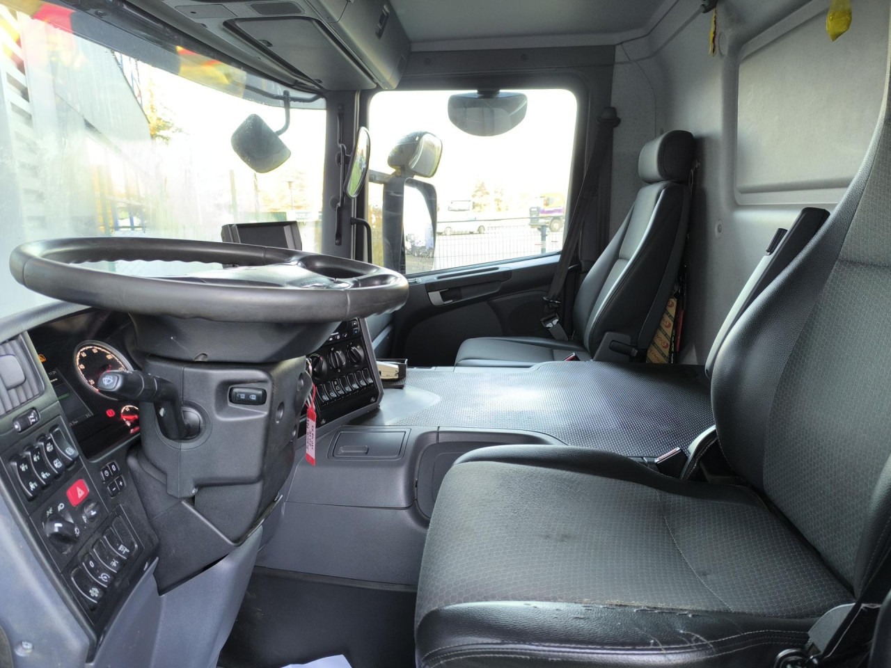 Leasing de SCANIA P 250 DB4x2MLB SCANIA P 250 DB4x2MLB: foto 14