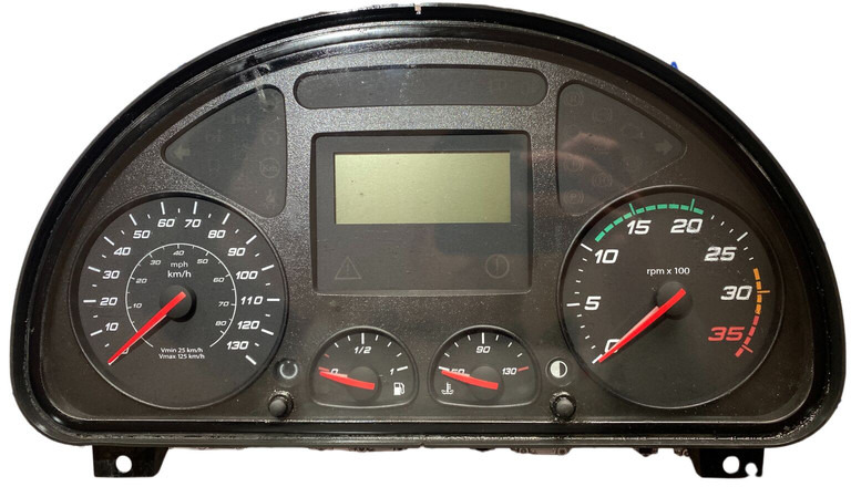 Iveco - Painel de instrumentos: foto 1 Iveco - Painel de instrumentos: foto 1